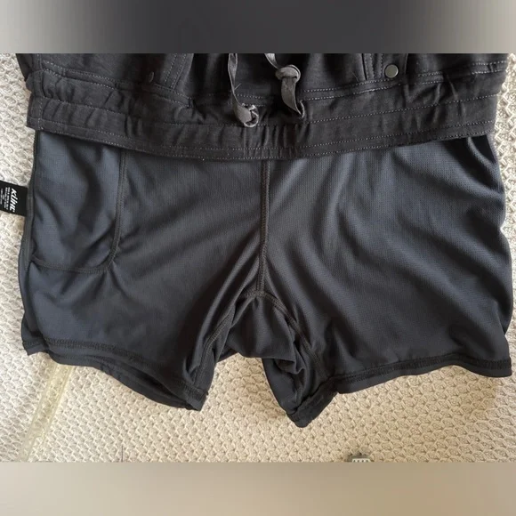 Kuhl Women's Mova Skort in charcoal heather, S, MSRP $70 - Picture 10 of 16